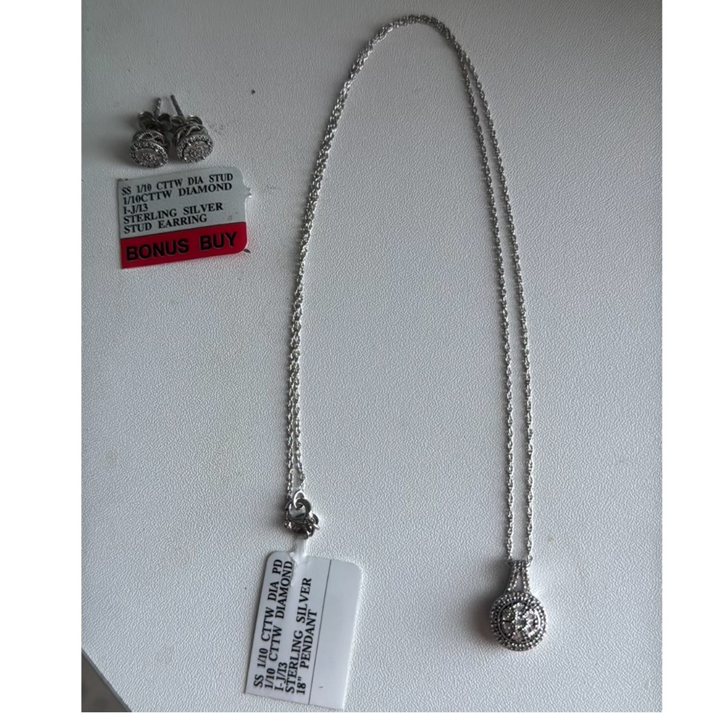 JCPenney diamond and sterling Silver Necklace and Earring Set